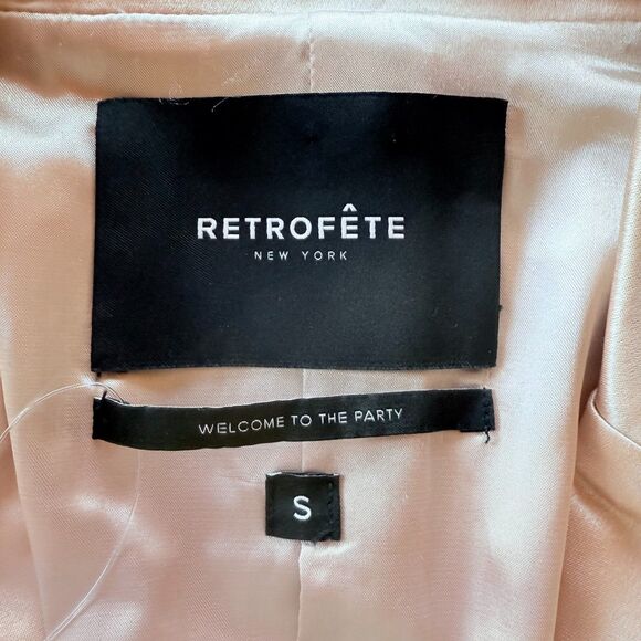 NWT Retrofête Silky Satin One Button Leo Blazer in Dusty Peach Pink Size Small - Picture 9 of 15